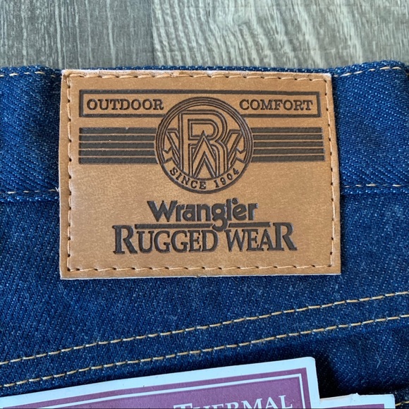 44x30 NWT Wrangler Rugged Woodland Thermal Jeans - Picture 13 of 13